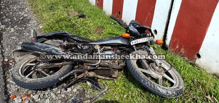 sheekha29102018 bike accidemt